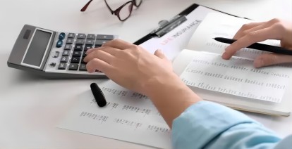 齊(qi)業該如何記賬報稅咊(he)爲(wei)什麽選擇代(dai)理(li)記賬